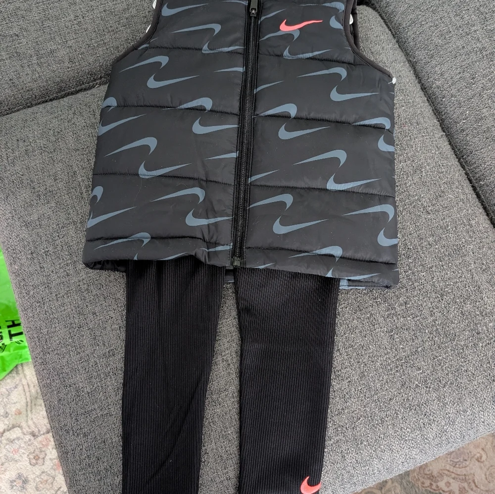Nike Black and Pink Vest and Leggings Set
